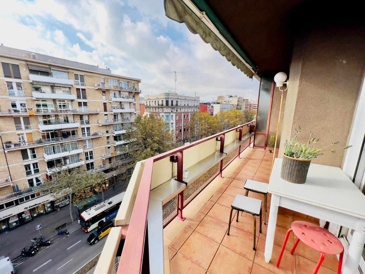 Your Second Home In Barcelona With Private Room And Private Bathroom Close To Montjuic, Pl Espana, La Rambla, Ferry Port 외부 사진