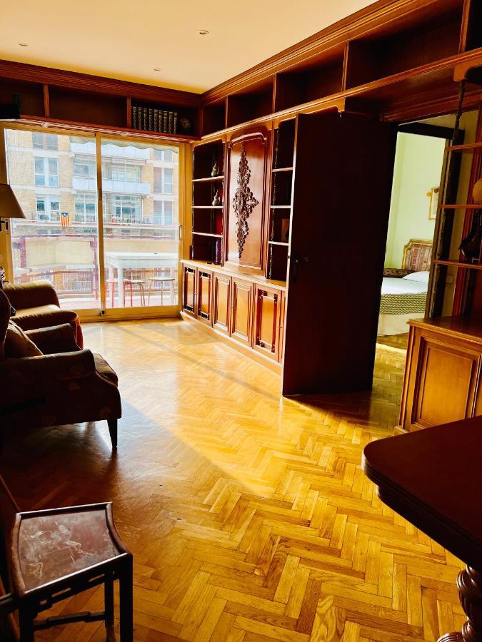 Your Second Home In Barcelona With Private Room And Private Bathroom Close To Montjuic, Pl Espana, La Rambla, Ferry Port 외부 사진