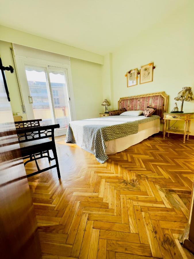 Your Second Home In Barcelona With Private Room And Private Bathroom Close To Montjuic, Pl Espana, La Rambla, Ferry Port 외부 사진